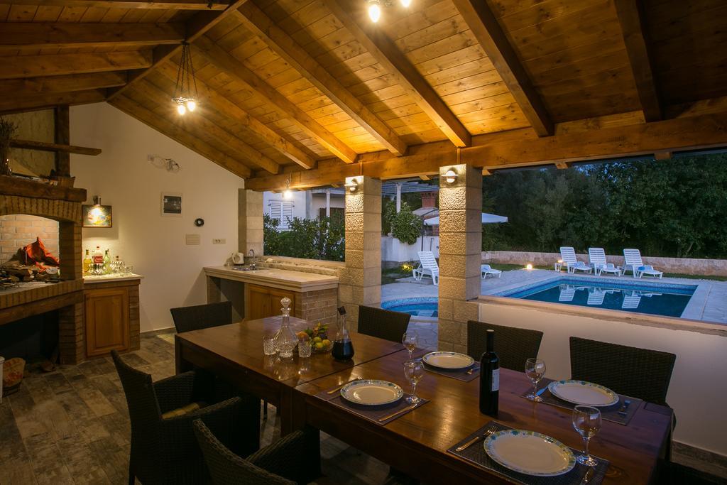 Holiday Home Luce Vitaljina Ngoại thất bức ảnh